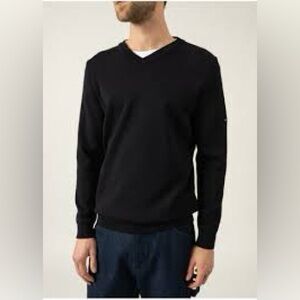 Vintage DKNY lambsWool Elegant Black V-Neck Sweater for Men